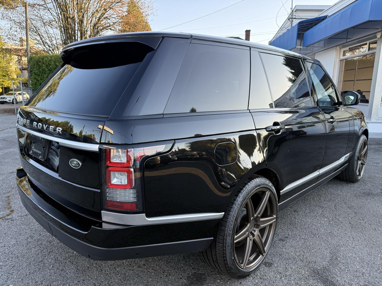 Land Rover Range Rover 4WD 4dr Supercharged LWB 2015