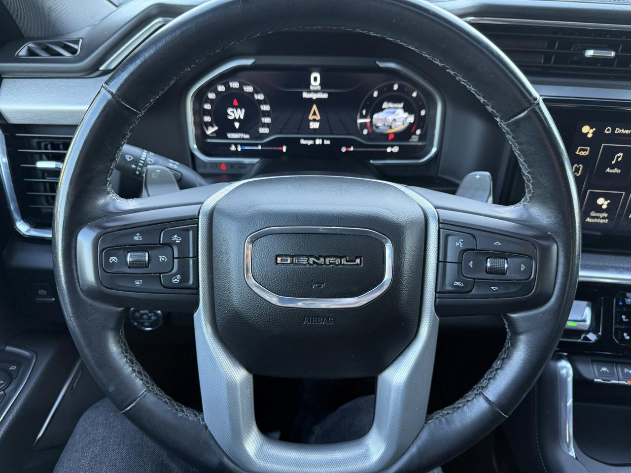 GMC Sierra 1500 4WD Crew Cab 147" Denali 2023