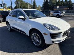 2016 Porsche Macan 