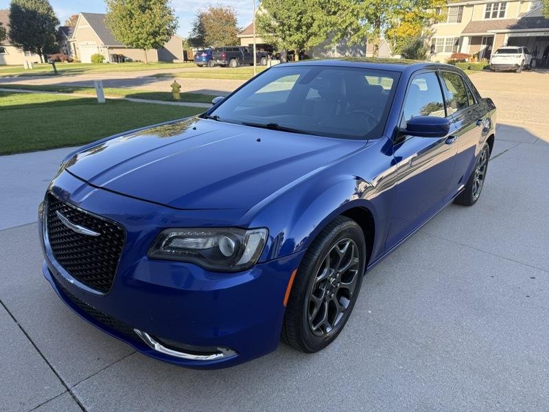 2018 Chrysler 300