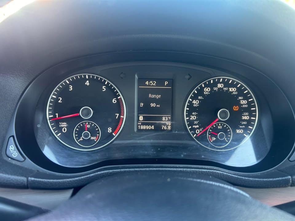 Volkswagen Passat SE 6A 2015