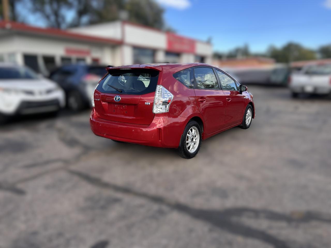 Toyota Prius V Two 2012