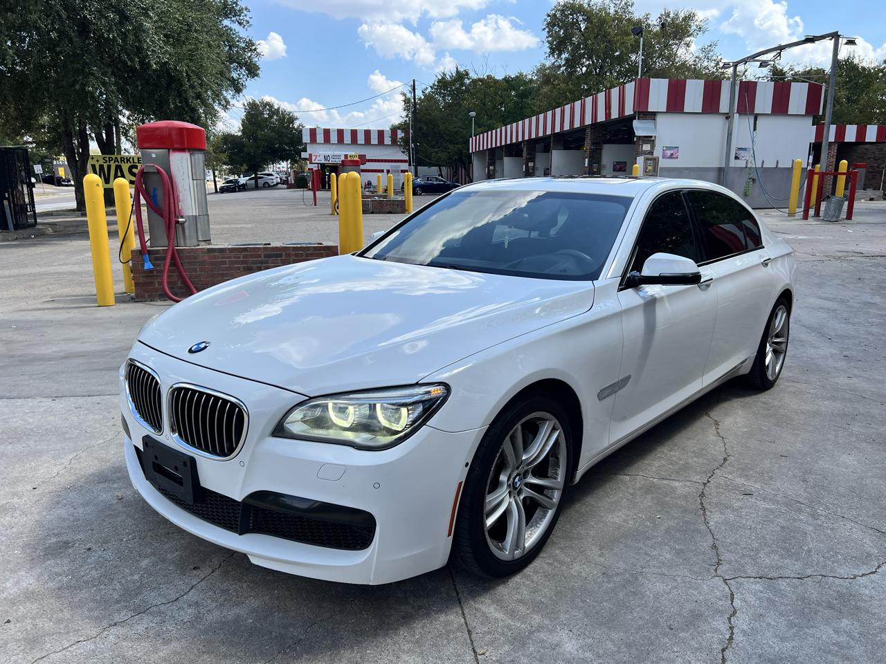 BMW 7-Series 750Li 2015