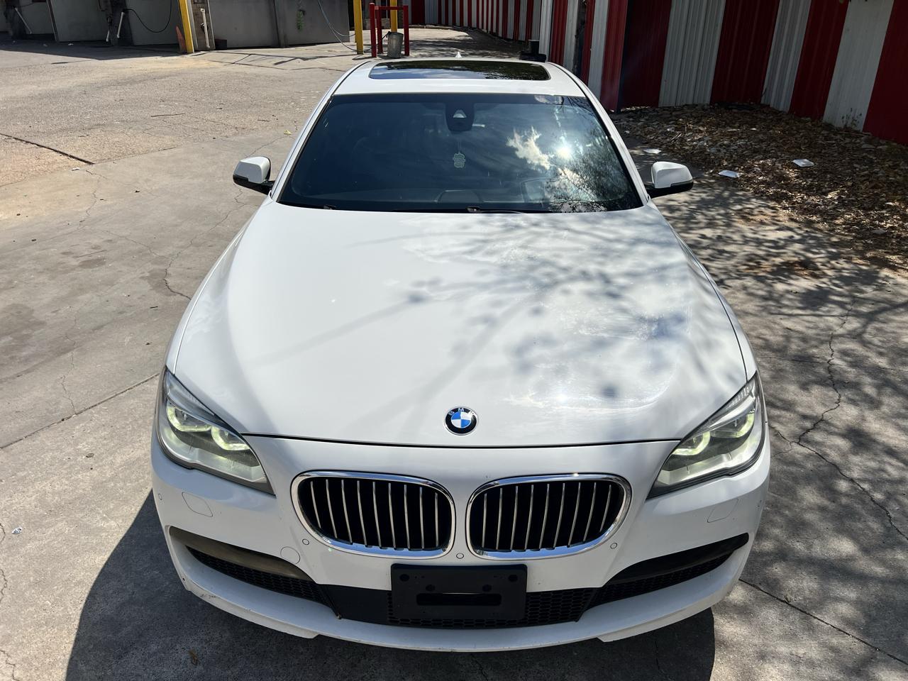 BMW 7-Series 750Li 2015