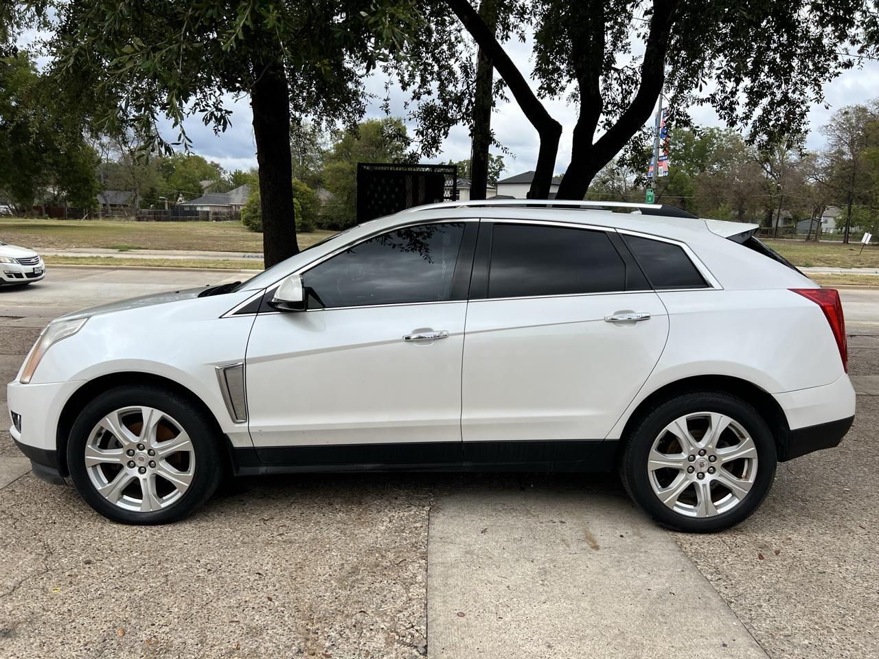 Cadillac SRX Performance Collection 2013