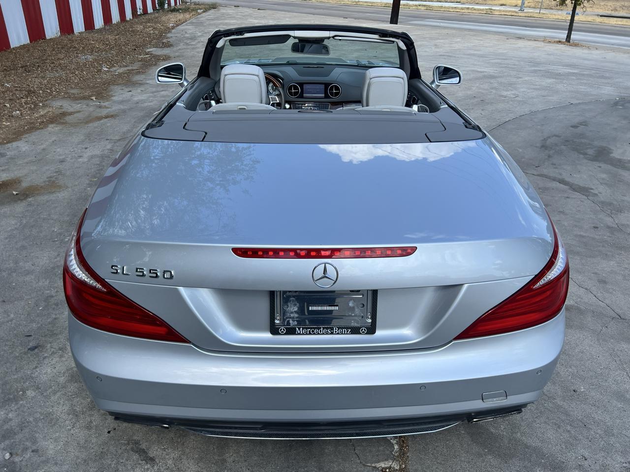 Mercedes-Benz SL-Class SL550R 2013