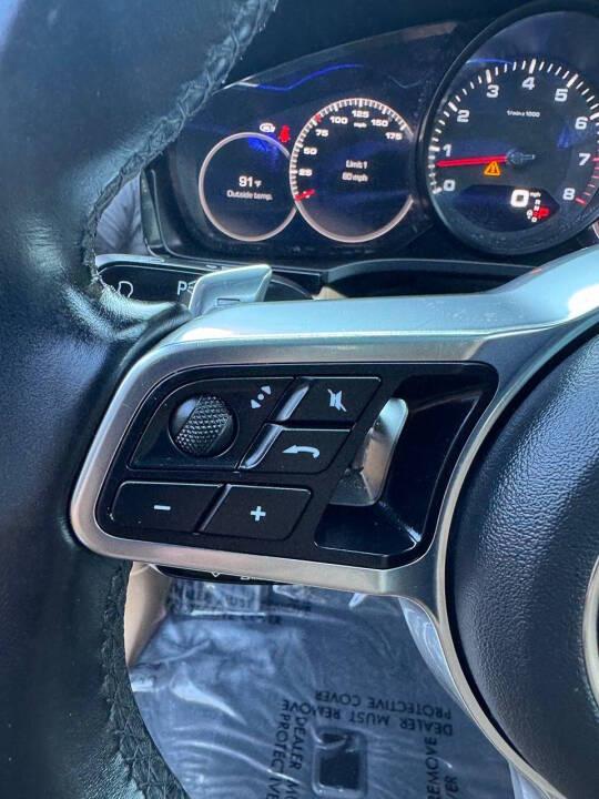 Porsche Cayenne Base 2019