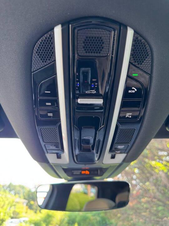 Porsche Cayenne Base 2019