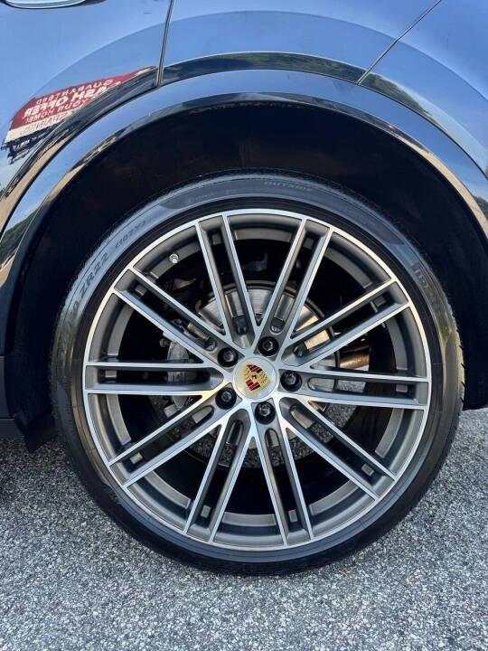 Porsche Cayenne Base 2019