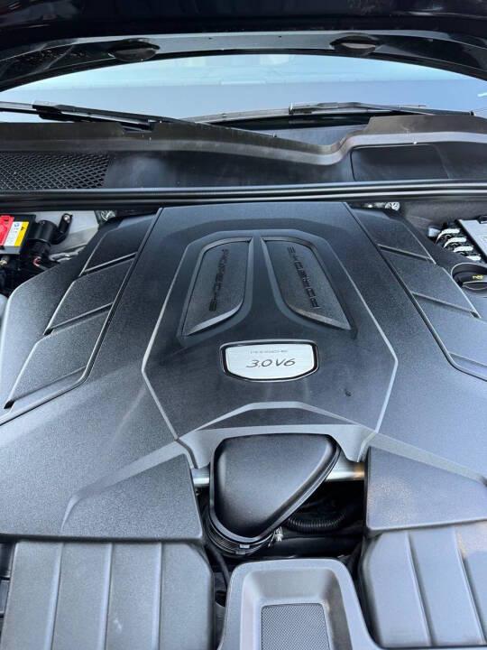 Porsche Cayenne Base 2019