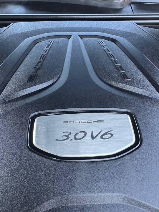 Porsche Cayenne Base 2019