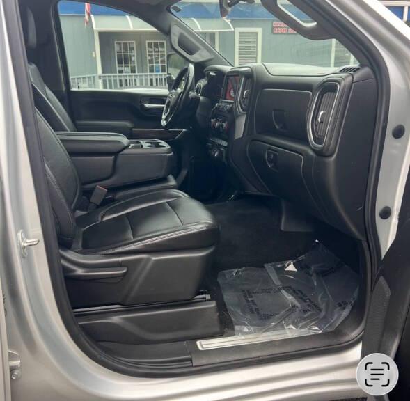 Chevrolet Silverado 2500HD LT Crew Cab Long Box 4WD 2020