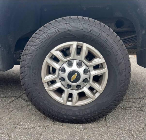 Chevrolet Silverado 2500HD LT Crew Cab Long Box 4WD 2020