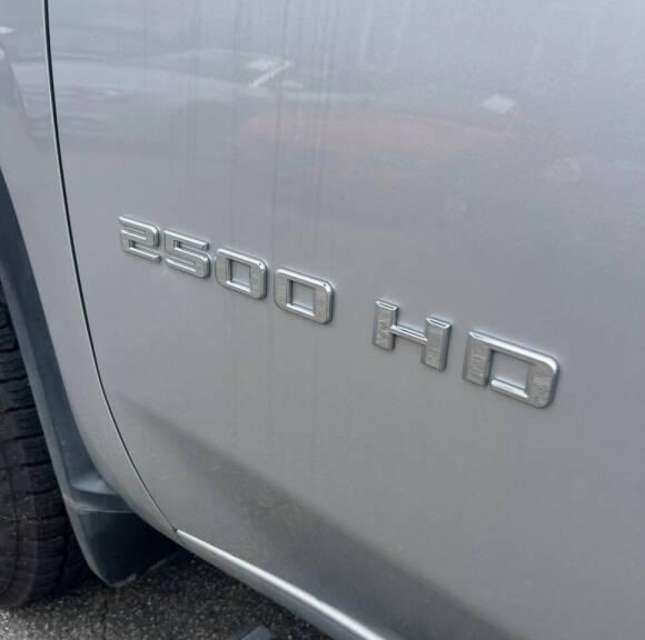 Chevrolet Silverado 2500HD LT Crew Cab Long Box 4WD 2020
