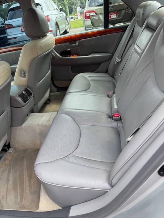 Lexus LS 430 Sedan 2005