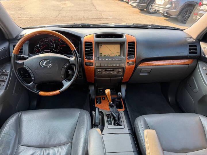 Lexus GX 470 Sport Utility 2005