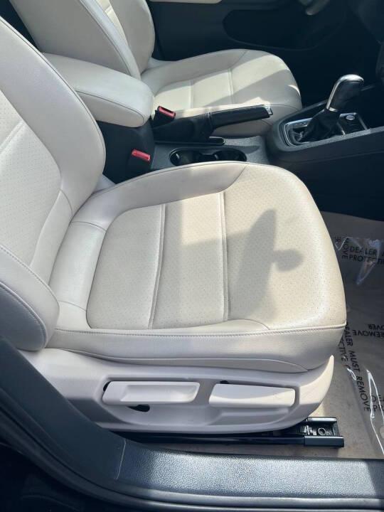 Volkswagen Jetta SE 6A 2015