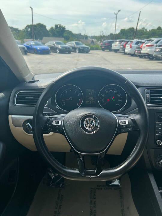 Volkswagen Jetta SE 6A 2015
