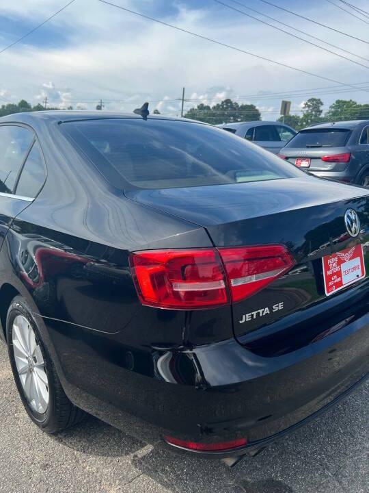 Volkswagen Jetta SE 6A 2015