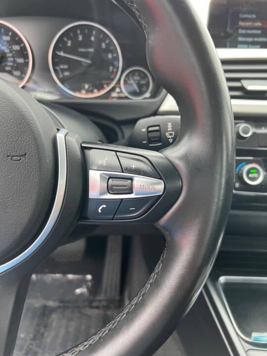 BMW 3-Series 320i xDrive Sedan 2017