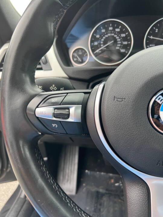 BMW 3-Series 320i xDrive Sedan 2017