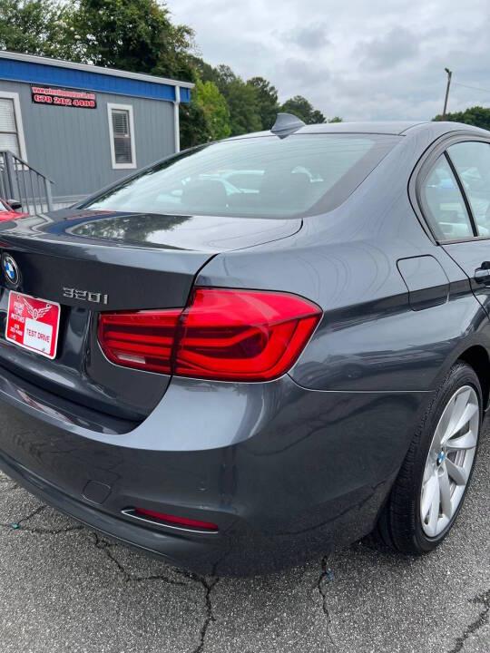 BMW 3-Series 320i xDrive Sedan 2017