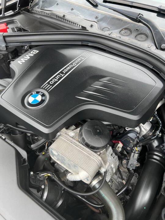 BMW 3-Series 320i xDrive Sedan 2017