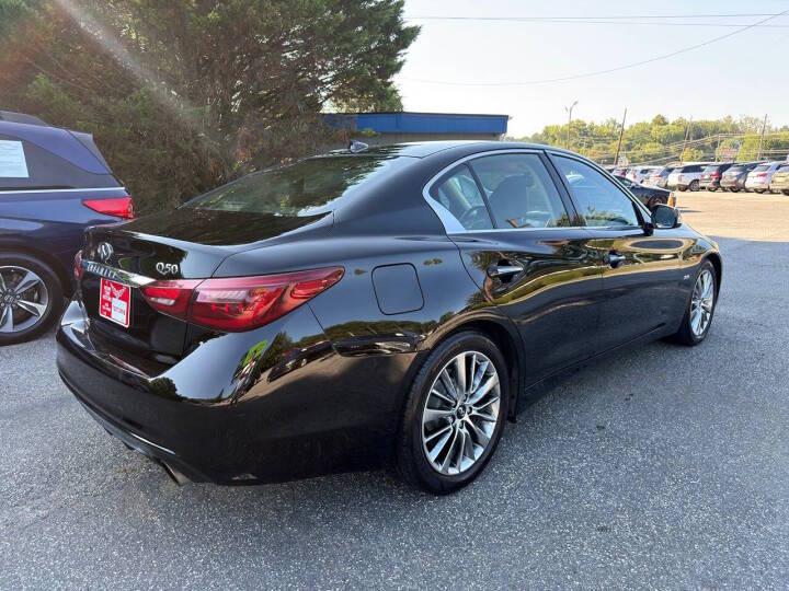 Infiniti Q50 3.0t LUXE 2019