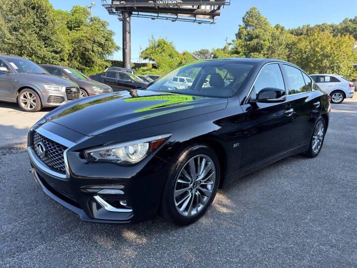 Infiniti Q50 3.0t LUXE 2019
