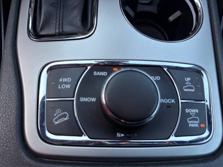 Jeep Grand Cherokee Overland 4WD 2018