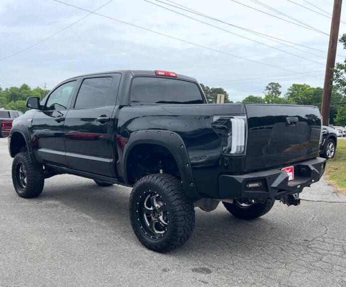 Toyota Tundra Tundra-Grade CrewMax 5.7L FFV 4WD 2013