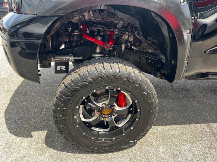 Toyota Tundra Tundra-Grade CrewMax 5.7L FFV 4WD 2013