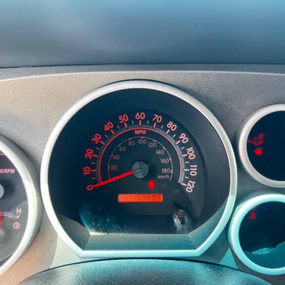 Toyota Tundra Tundra-Grade CrewMax 5.7L FFV 4WD 2013