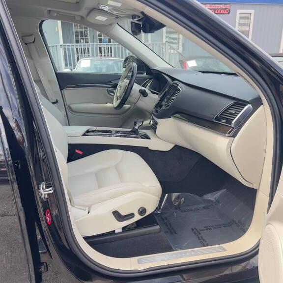 Volvo XC90 T6 Momentum AWD 2018