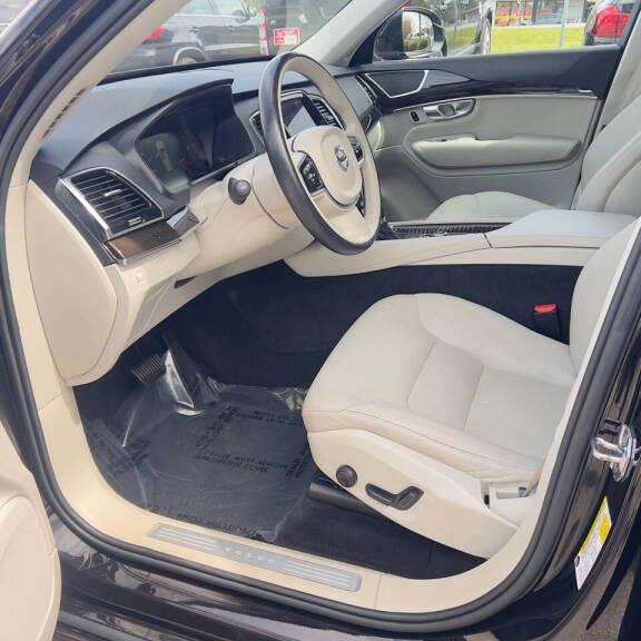 Volvo XC90 T6 Momentum AWD 2018