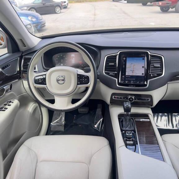 Volvo XC90 T6 Momentum AWD 2018
