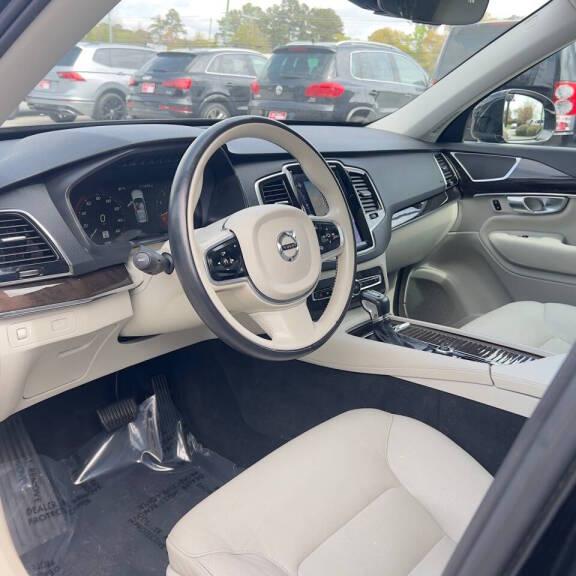 Volvo XC90 T6 Momentum AWD 2018
