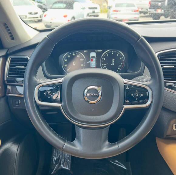 Volvo XC90 T6 Momentum AWD 2016