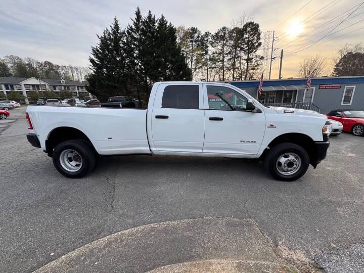 RAM 3500 Tradesman Crew Cab 4WD DRW 2022