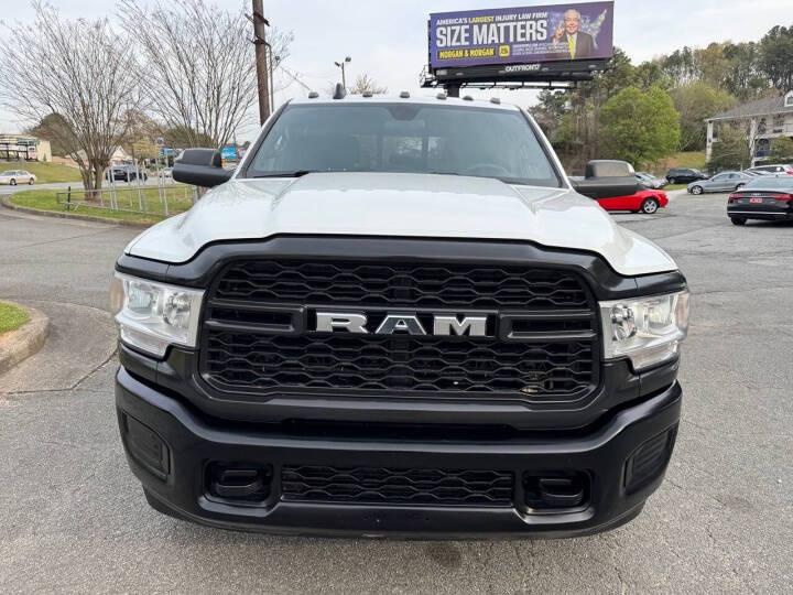RAM 3500 Tradesman Crew Cab 4WD DRW 2022