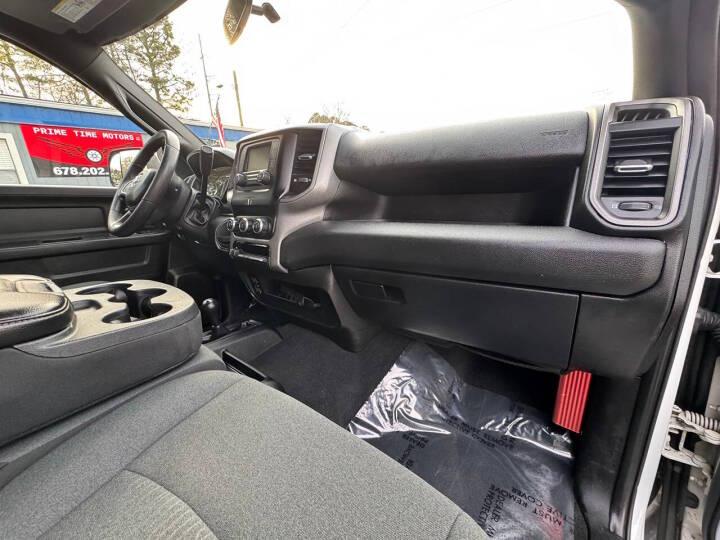 RAM 3500 Tradesman Crew Cab 4WD DRW 2022