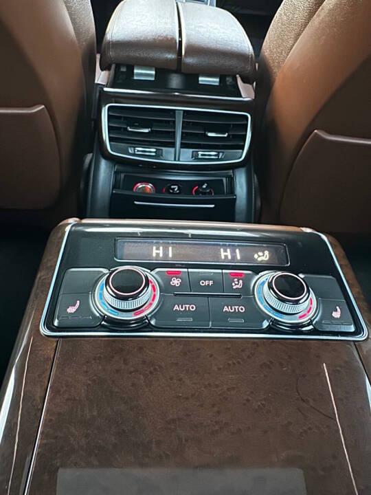 Audi A8 3.0T quattro 2016