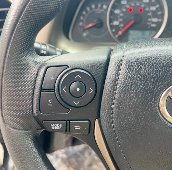 Toyota RAV4 XLE AWD 2013