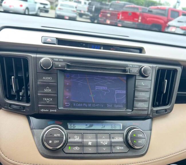 Toyota RAV4 XLE AWD 2013