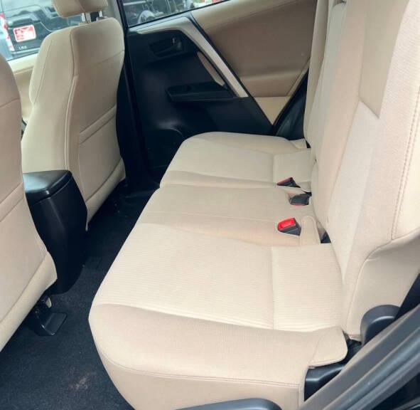 Toyota RAV4 XLE AWD 2013