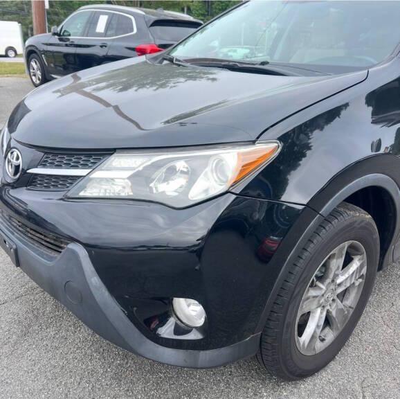 Toyota RAV4 XLE AWD 2013