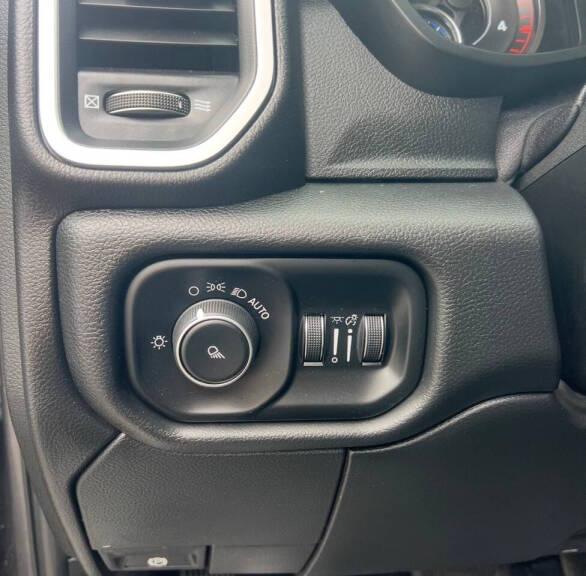 RAM 2500 Tradesman Crew Cab SWB 4WD 2020