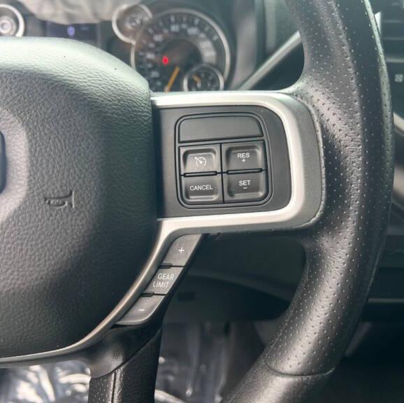 RAM 2500 Tradesman Crew Cab SWB 4WD 2020
