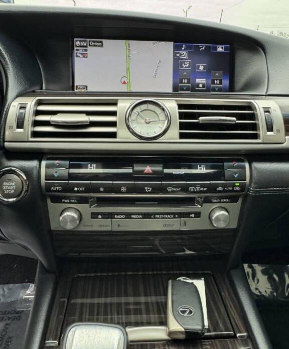 Lexus LS 460 Luxury Sedan AWD 2015