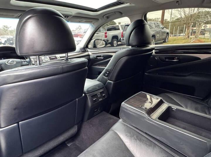 Lexus LS 460 Luxury Sedan AWD 2015